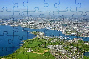 Toy jigsaw puzzle