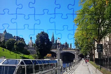 Toy jigsaw puzzle