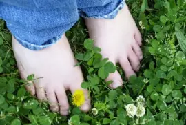 Barefoot jigsaw puzzle