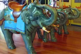 Carrossel de Elefantes