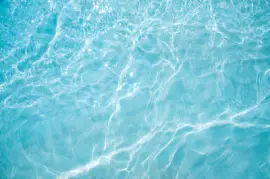 Superfície subaquática clara e bonita. Natureza abstrata