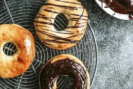 Świeżo Pieczone Domowe Pączki