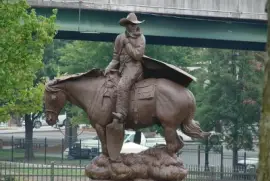 Statue in Georgia