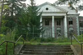 haunted sanitarium