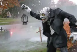 Halloween yard decoration