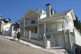 Mais uma casa em Flores da Cunha