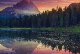 Lago Antorno in Belluno, Italy. Photo by Peter Zel