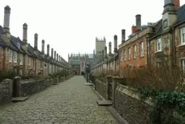 פאזל של Vicars Close Wells