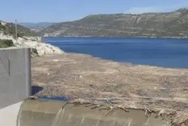 פאזל של kouris dam