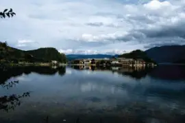 פאזל של lago lugu