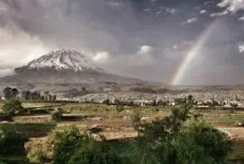 Vista del Volcan Misti.. en Arequipa .. PerÃº. jigsaw puzzle