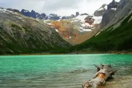 Laguna Esmeralda. Tierra del Fuego. Argentina