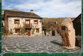 VALVERDE DE LOS ARROYOS (GUADALAJARA) â€“ PLAZA MAYOR