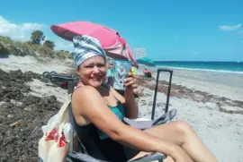 ANIUSKAR EN LA PLAYA