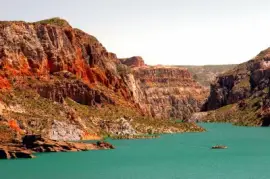 Embalse Valle Grande. Mendoza. Argentina