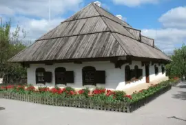 Ucraniano- Museo, Poltava.jpg