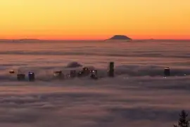 Mtn view of sunrise in Vancouver