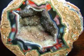 Pitchures of rocks and gems