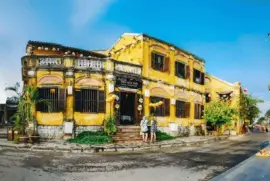 Yellow Bldg jigsaw puzzle