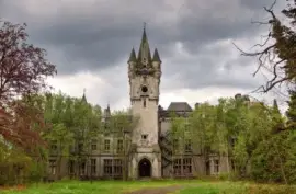 Oldl Masonic Lodge jigsaw puzzle