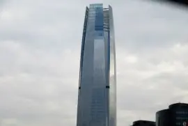 La torre mÃ¡s alta de LatinoamÃ©rica, Santiago de Chile.