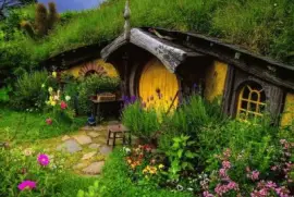 Unusual Underground Hobbit House