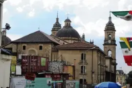Banderas mexicanas en BogotÃ¡, Colombia. jigsaw puzzle