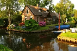 Maison au bord de l 'eau jigsaw puzzle