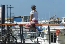 In the port jigsaw puzzle