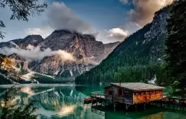 Lago Braies-Italia