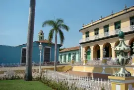 Cuba - Trinidad - la place principale (2)