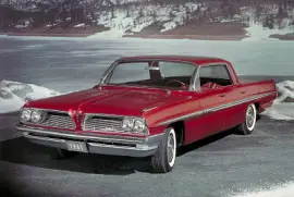 1961 Pontiac Bonneville 4-Door Hardtop in Coronado