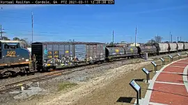 Box-car(CSXT 136707)    CSX-590 at Cordele,GA/USA