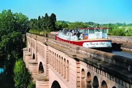 Le Pont-canal de l 'Orb à Beziers