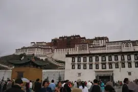 Potala, Lasha