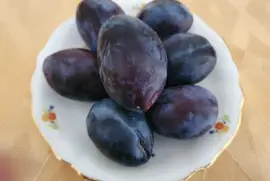 plums
