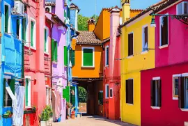 361.- CASAS COLOREADAS