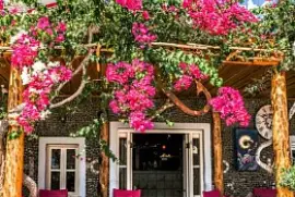 Pergola de flores jigsaw puzzle