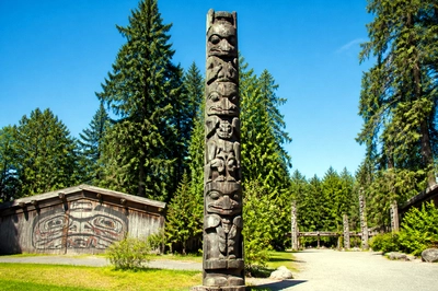 Sunny Park Totem