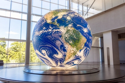 Earth Museum Sphere(grok)