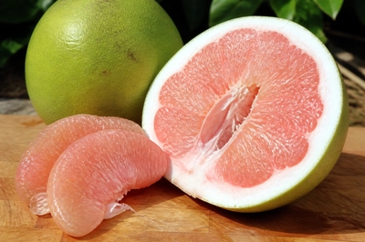 Pomelo Cut(grok)
