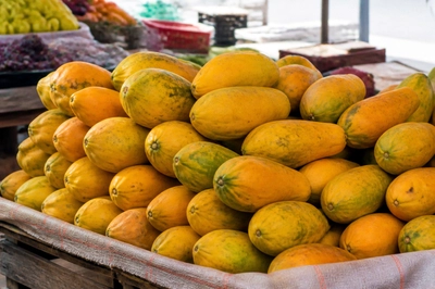 Papaya Market Pile(grok)