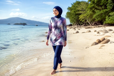 Beachwear Shore Walk(grok)