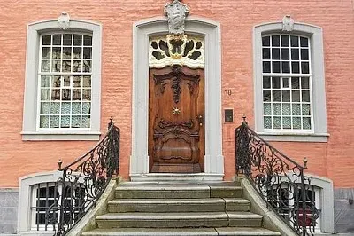 פאזל של כניסה לבית