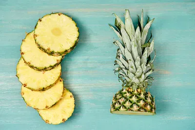 piña en rodajas