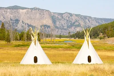 Wioska Tipi w Madison Junction - Yellowstone