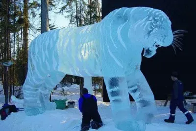 TIGRE DE HIELO