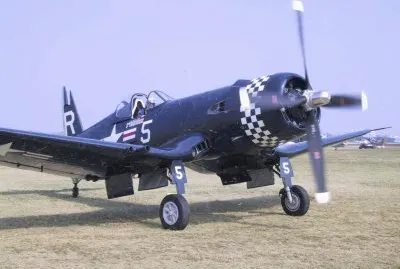 f4 corsair