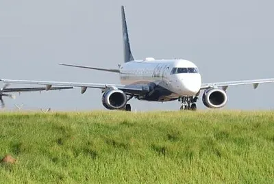 Avión 4