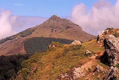 La Rhune depuis le col d 'Ibardin